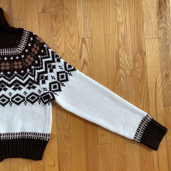 American Eagle Fairisle Turtleneck Sweater - Picture 12 of 13